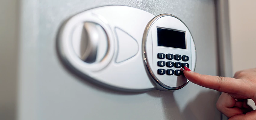 Jewelry Safe Cracking in Millbrae, California