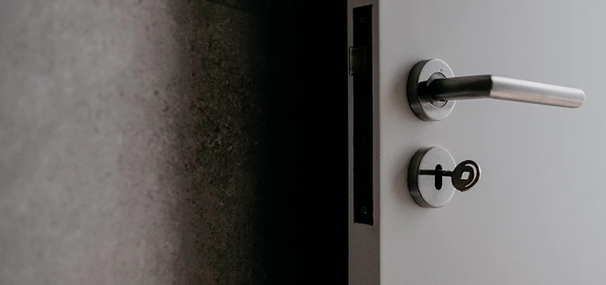 Front Door Handle Repair And Installation in Millbrae, CA